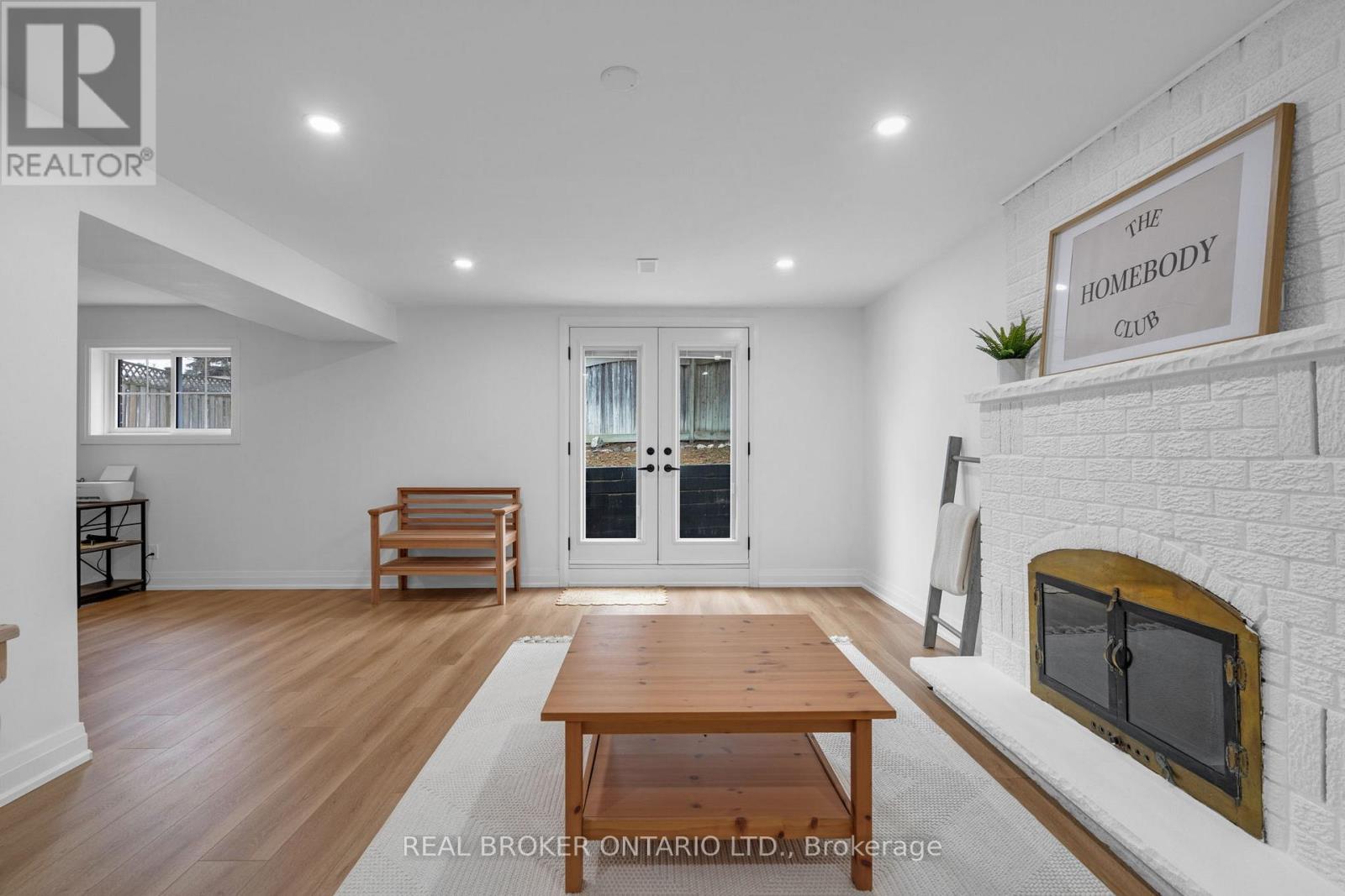 15 Buchanan Street, Barrie, Ontario  L4M 6B7 - Photo 27 - S12924506