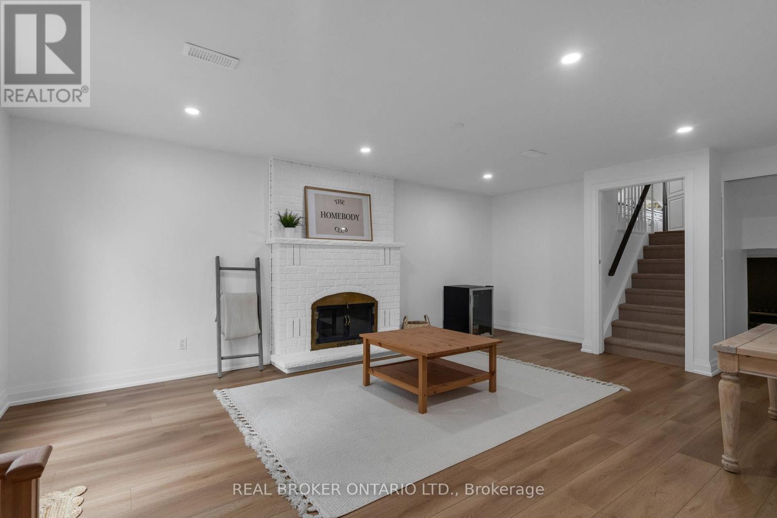 15 Buchanan Street, Barrie, Ontario  L4M 6B7 - Photo 29 - S12924506