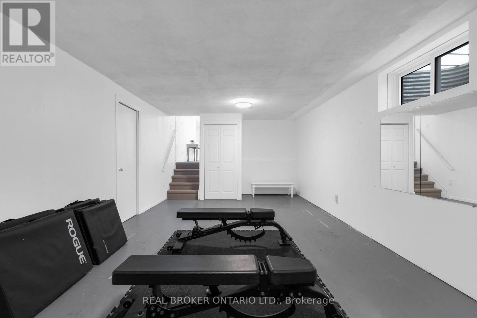 15 Buchanan Street, Barrie, Ontario  L4M 6B7 - Photo 38 - S12924506