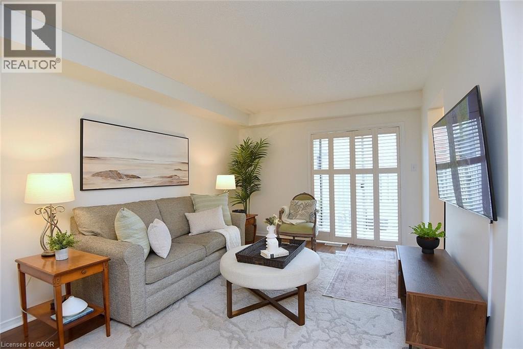 111 Magnolia Crescent, Grimsby, Ontario  L3M 5R5 - Photo 8 - 40814822