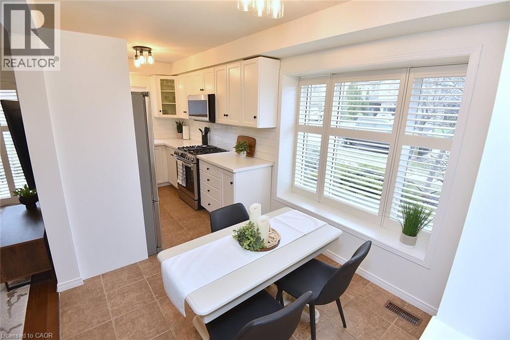 111 Magnolia Crescent, Grimsby, Ontario  L3M 5R5 - Photo 17 - 40814822