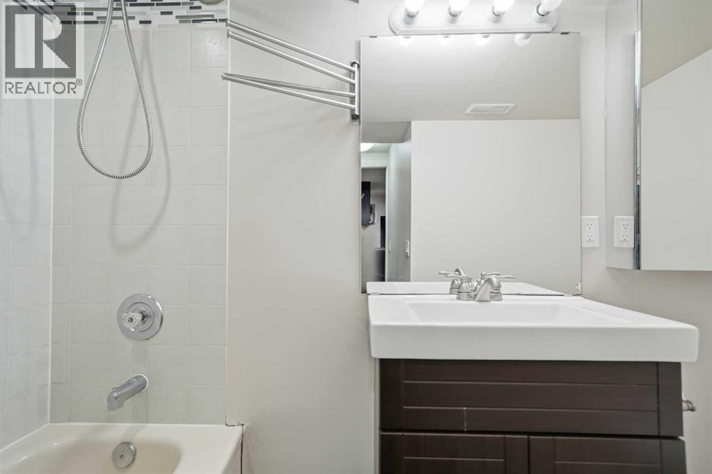 95 Summerwood Road, Airdrie, Alberta  T4B 1X1 - Photo 21 - A2294650