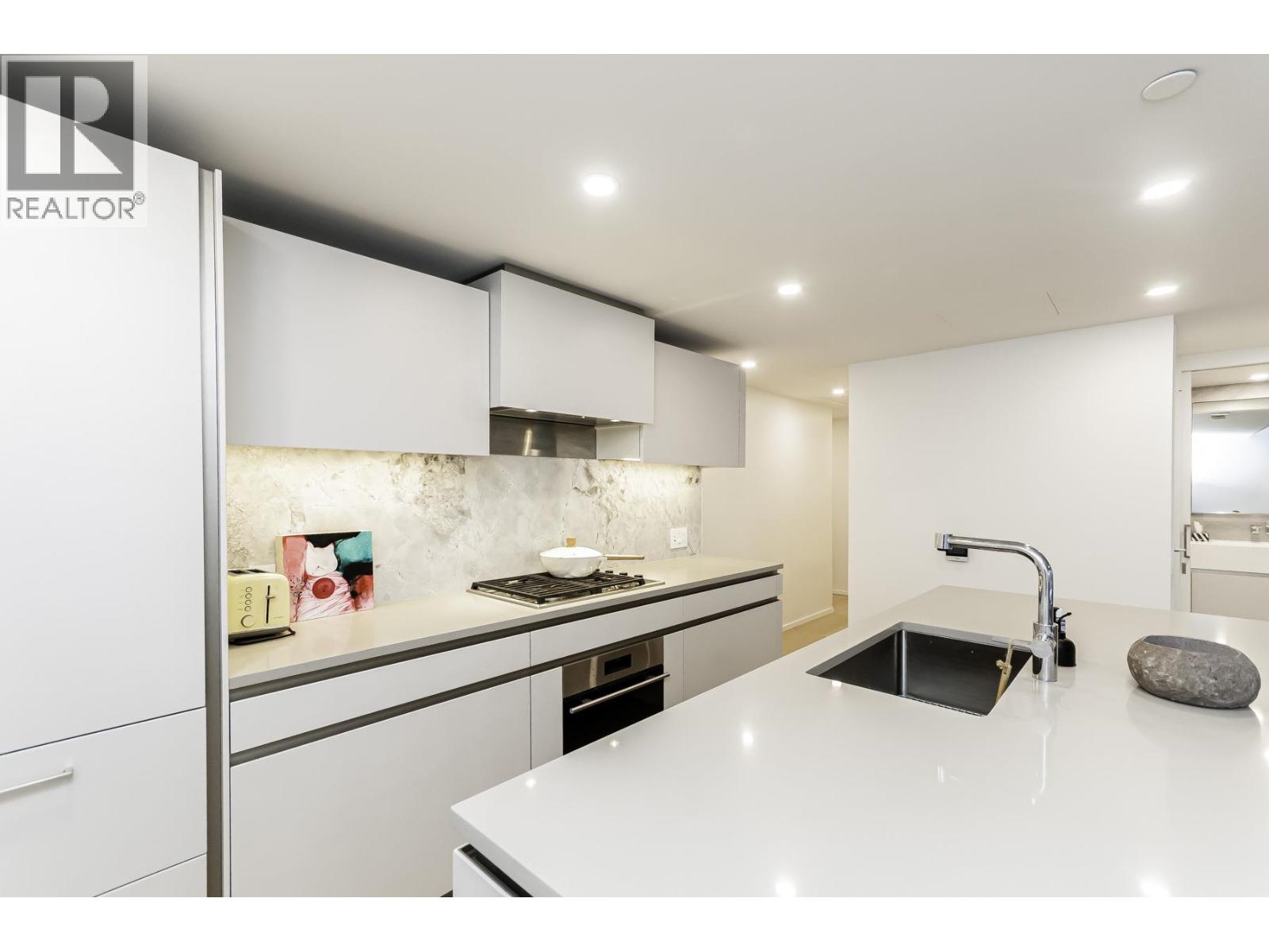 606 889 Pacific Street, Vancouver, British Columbia  V6Z 1C3 - Photo 15 - R3103709