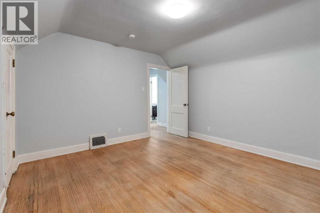 1424 Premier Way SW, Calgary, Alberta  T2T 1L9 - Photo 21 - A2296356