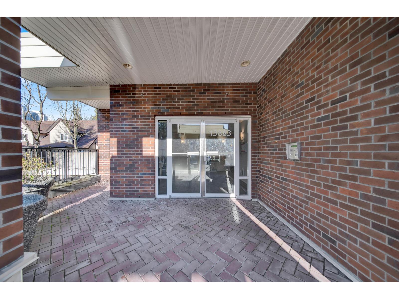 305 13883 Laurel Drive, Surrey, British Columbia  V2R 0W1 - Photo 31 - R3103373