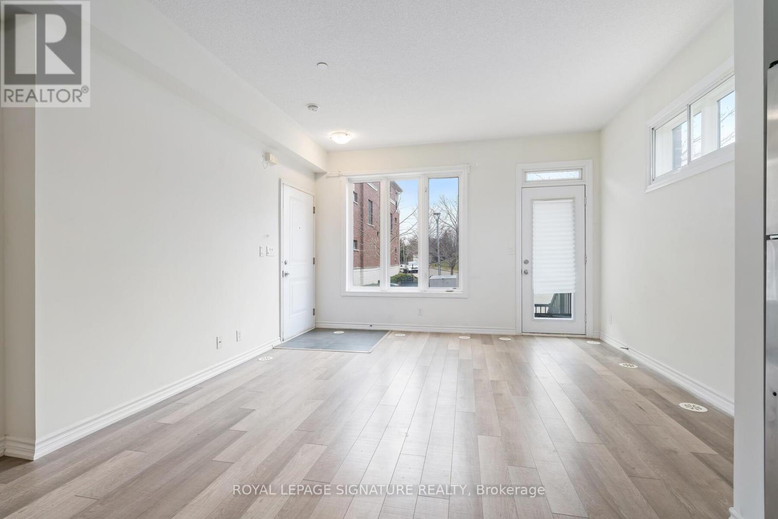 65 - 130 Twenty Fourth Street, Toronto, Ontario  M8V 3N7 - Photo 6 - W12924430