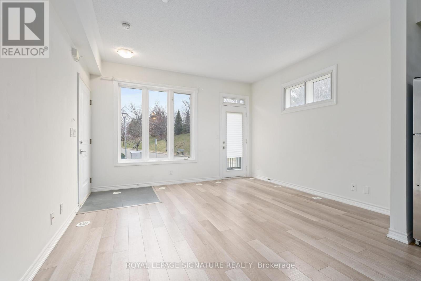 65 - 130 Twenty Fourth Street, Toronto, Ontario  M8V 3N7 - Photo 7 - W12924430