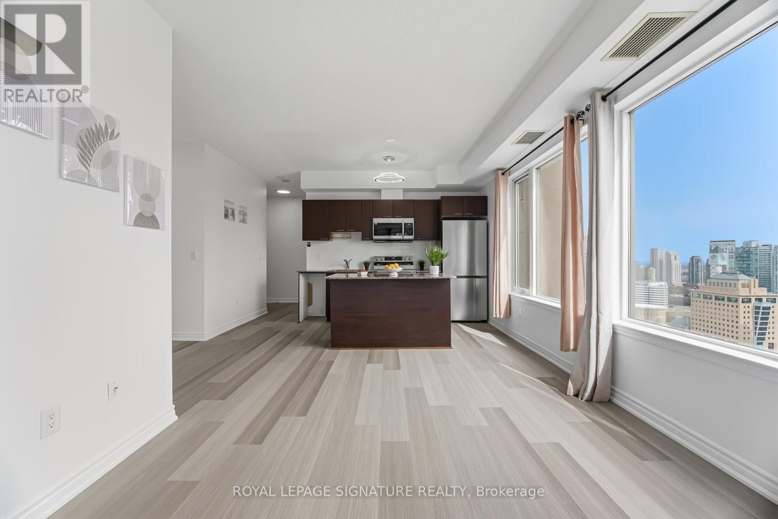 2608 - 385 Prince Of Wales Drive, Mississauga, Ontario  L5B 0C6 - Photo 17 - W12924444