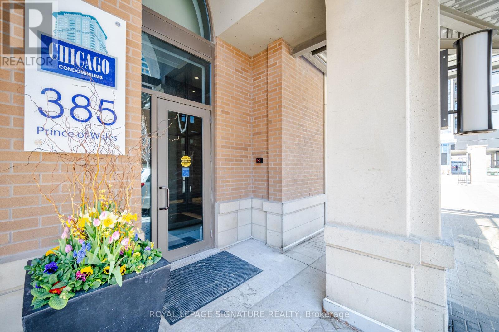 2608 - 385 Prince Of Wales Drive, Mississauga, Ontario  L5B 0C6 - Photo 2 - W12924444