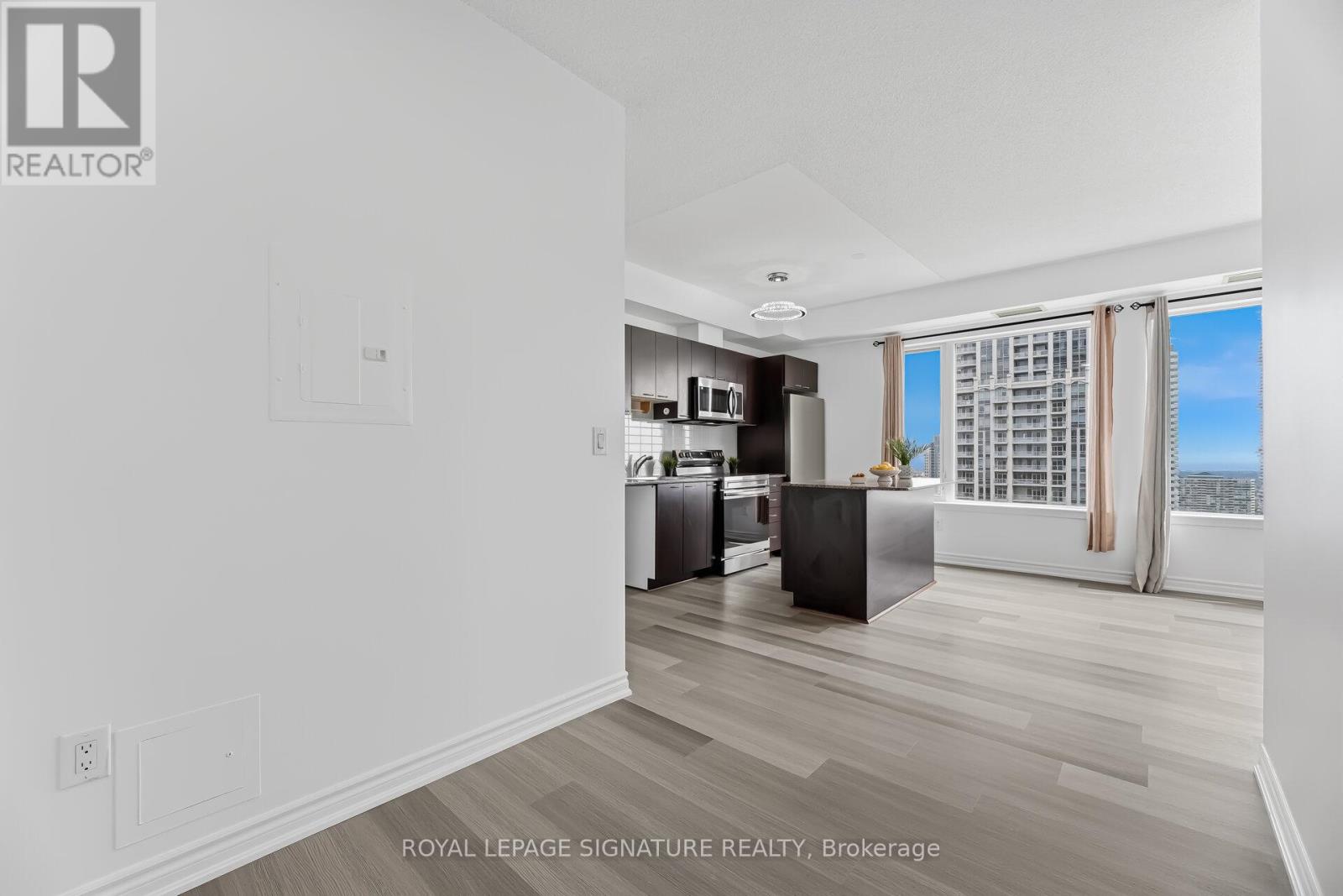 2608 - 385 Prince Of Wales Drive, Mississauga, Ontario  L5B 0C6 - Photo 23 - W12924444