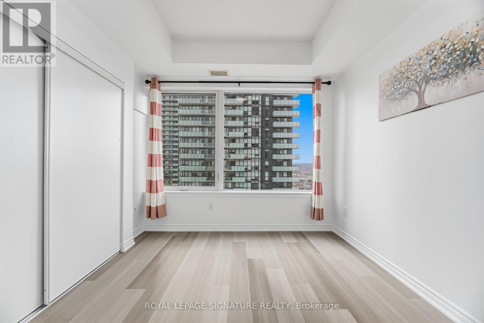 2608 - 385 Prince Of Wales Drive, Mississauga, Ontario  L5B 0C6 - Photo 25 - W12924444