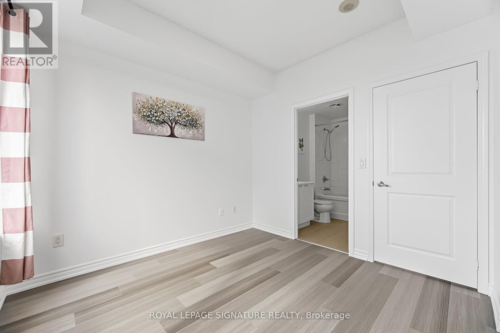 2608 - 385 Prince Of Wales Drive, Mississauga, Ontario  L5B 0C6 - Photo 26 - W12924444