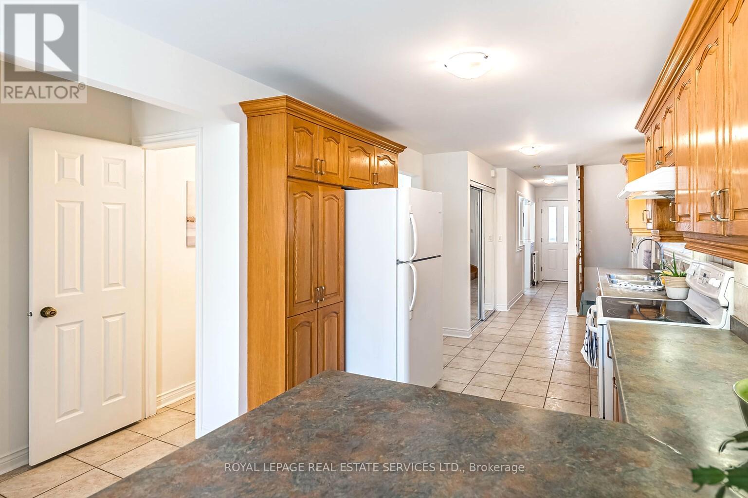 99 Twelfth Street, Toronto, Ontario  M8V 3G9 - Photo 18 - W12924514