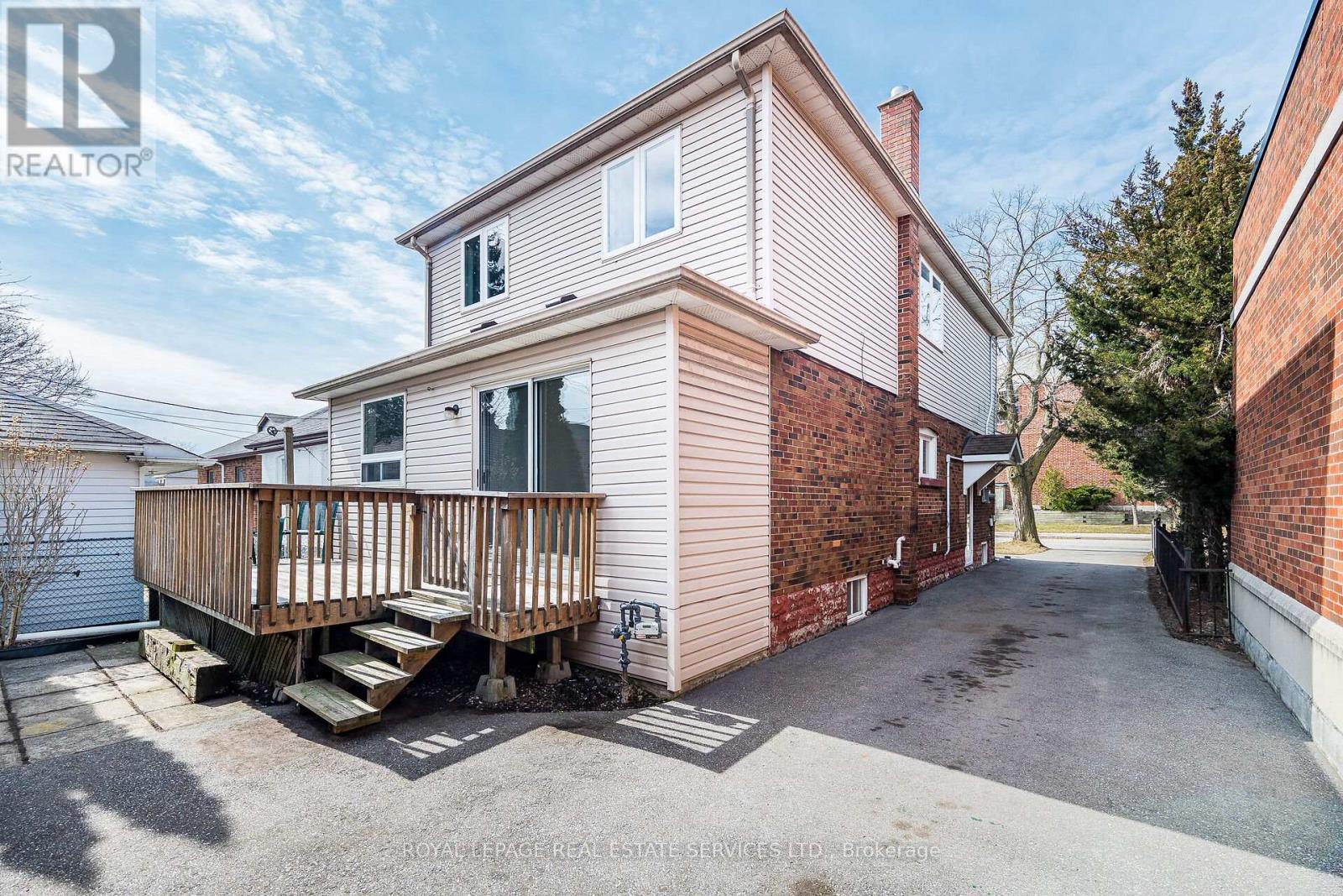 99 Twelfth Street, Toronto, Ontario  M8V 3G9 - Photo 43 - W12924514
