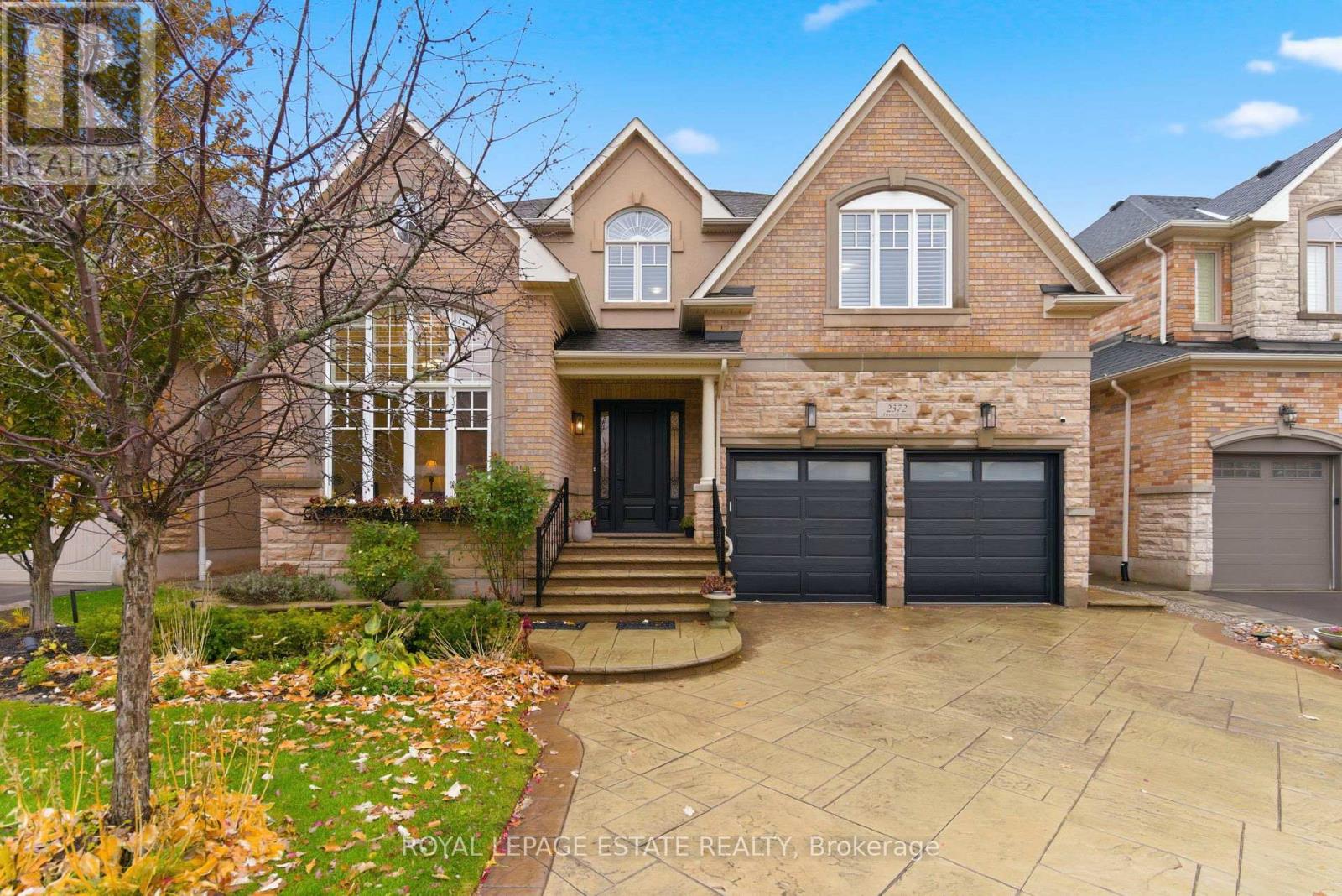 2372 AWENDA DRIVE, Oakville, Ontario