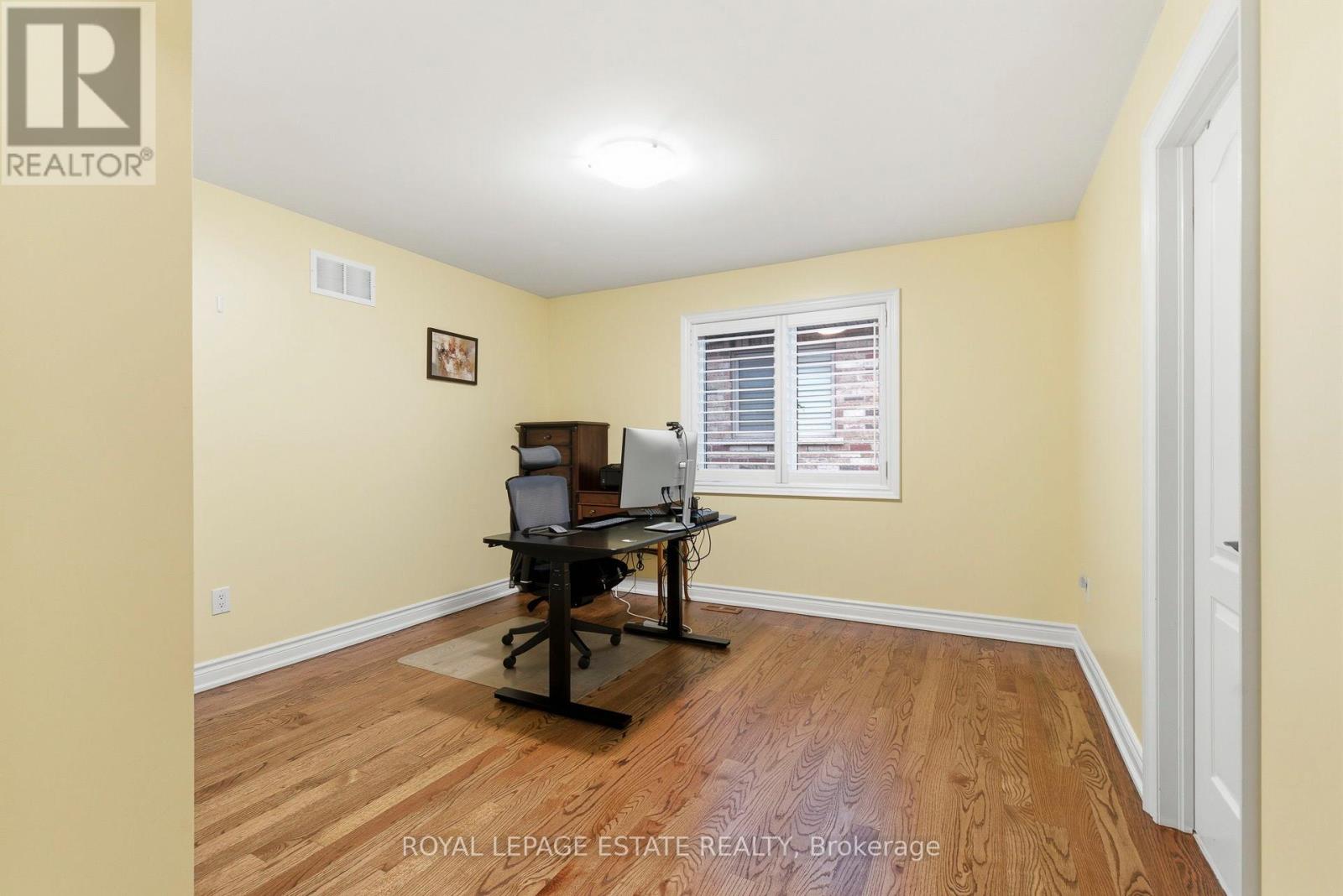 2372 Awenda Drive, Oakville, Ontario  L6H 7P7 - Photo 28 - W12924544