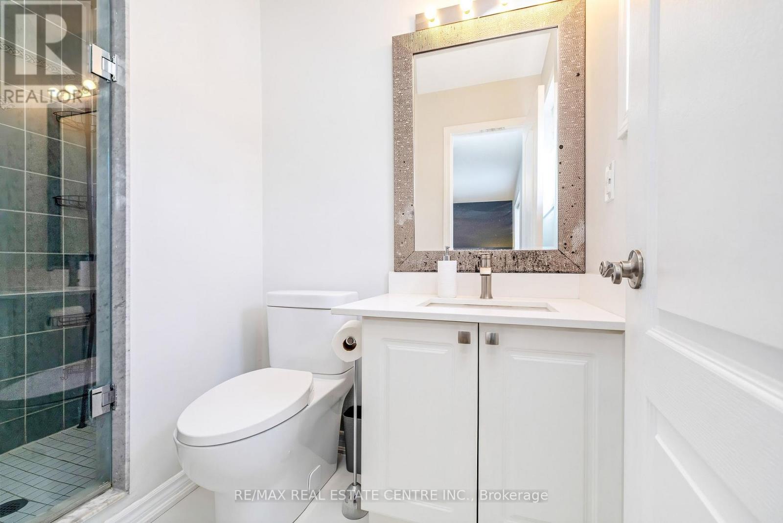 1617 Cartwright Crescent, Milton, Ontario  L9T 5N6 - Photo 16 - W12924556