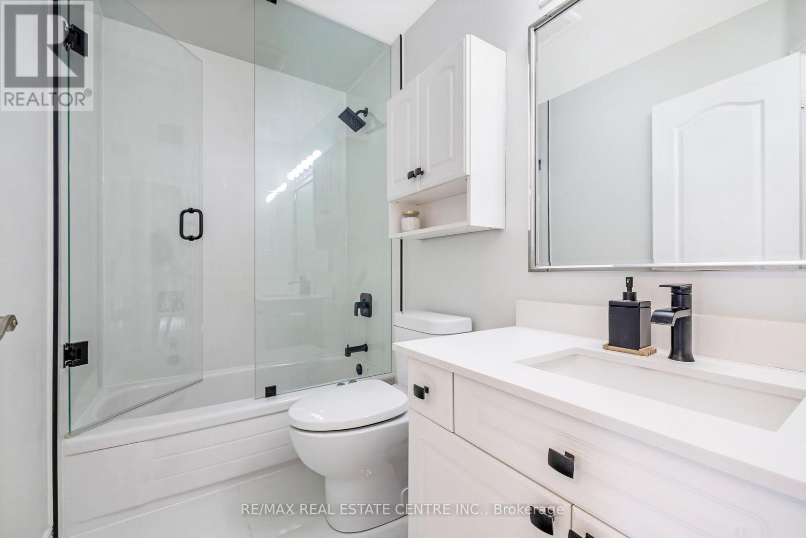 1617 Cartwright Crescent, Milton, Ontario  L9T 5N6 - Photo 18 - W12924556