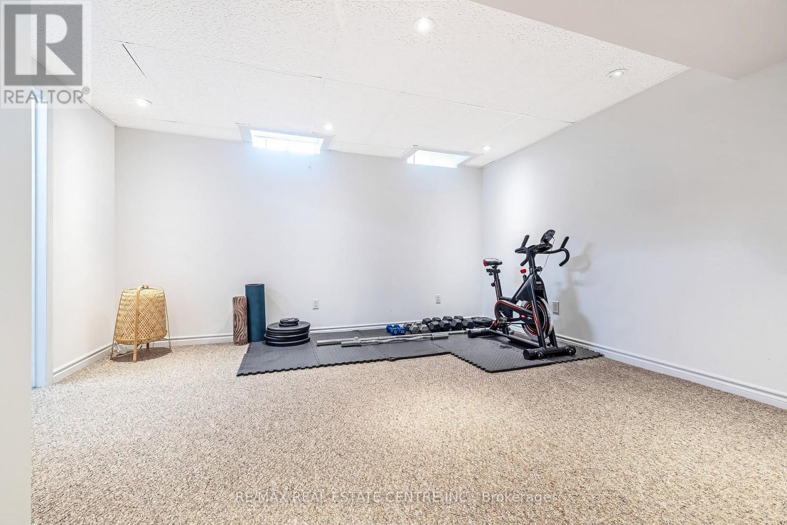 1617 Cartwright Crescent, Milton, Ontario  L9T 5N6 - Photo 21 - W12924556