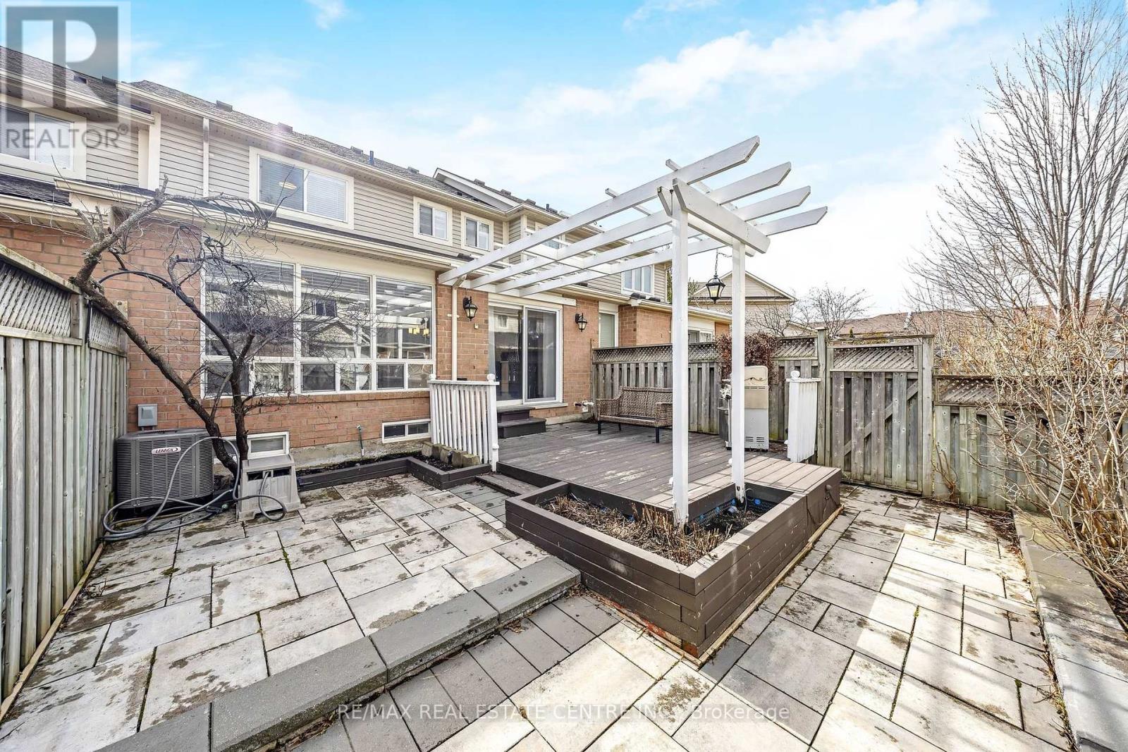 1617 Cartwright Crescent, Milton, Ontario  L9T 5N6 - Photo 24 - W12924556