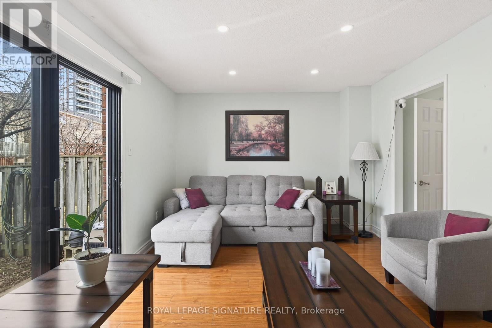 5115 Salishan Circle, Mississauga, Ontario  L5R 3E8 - Photo 18 - W12924576