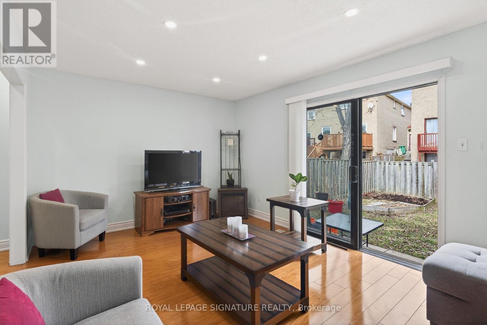 5115 Salishan Circle, Mississauga, Ontario  L5R 3E8 - Photo 19 - W12924576