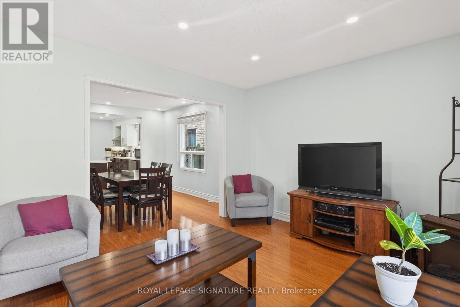 5115 Salishan Circle, Mississauga, Ontario  L5R 3E8 - Photo 20 - W12924576