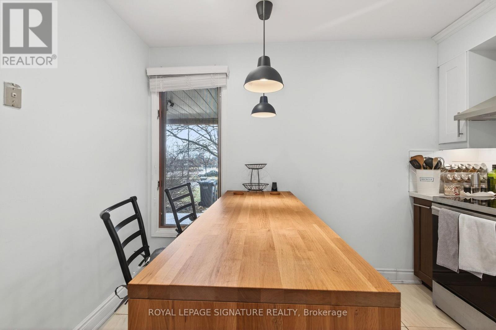 5115 Salishan Circle, Mississauga, Ontario  L5R 3E8 - Photo 9 - W12924576