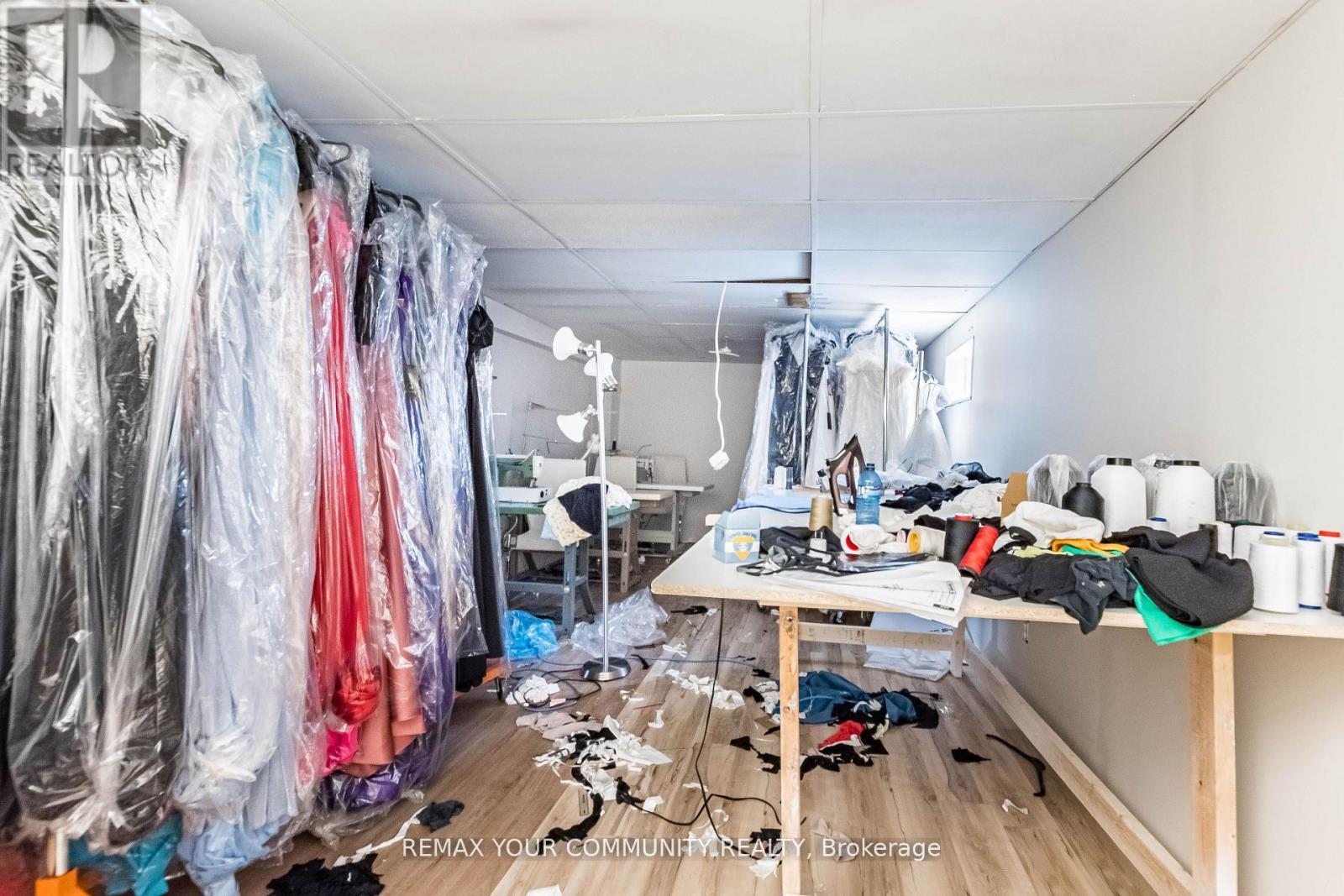 2202 Bridge Road, Oakville, Ontario  L6L 2G3 - Photo 44 - W12924600