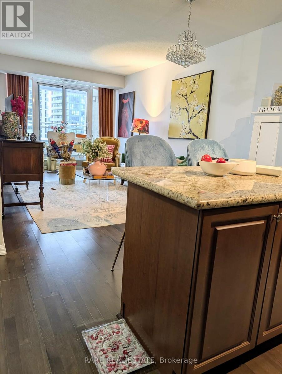 1019 - 628 Fleet Street N, Toronto, Ontario  M5V 1A8 - Photo 2 - C12918218