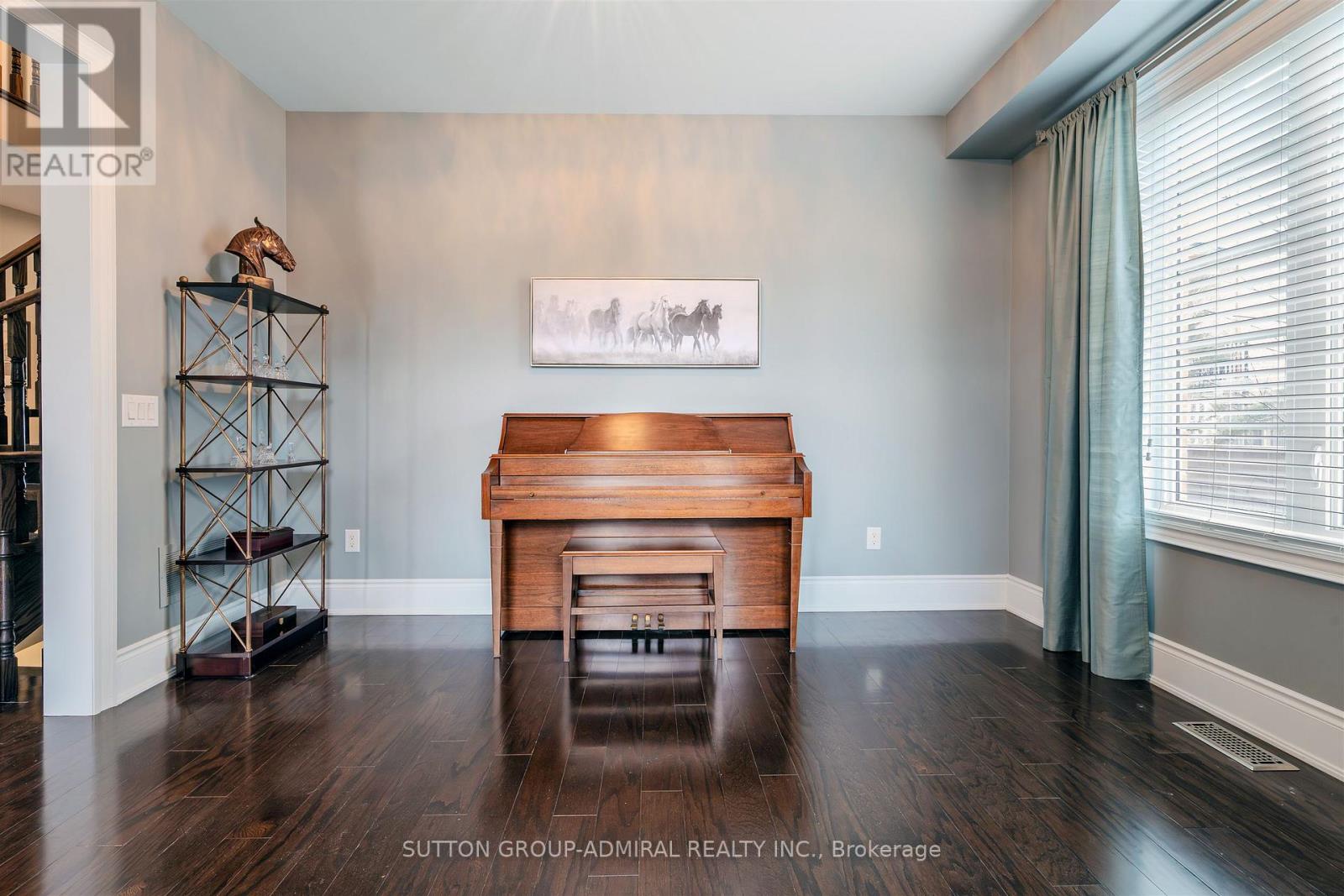 8 Chapel Gully Trail, King, Ontario  L7B 0A1 - Photo 8 - N12924366