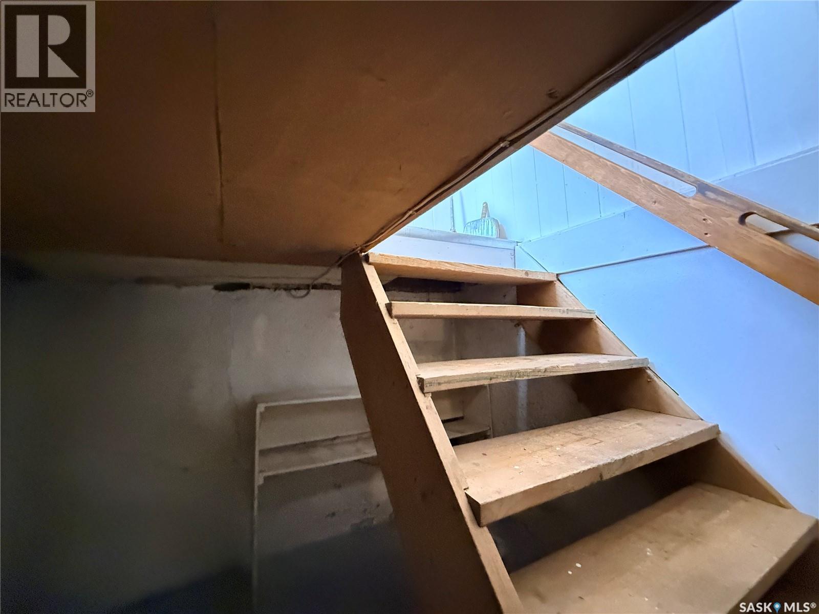 392 9th Avenue Nw, Swift Current, Saskatchewan  S9H 1A9 - Photo 17 - SK031325