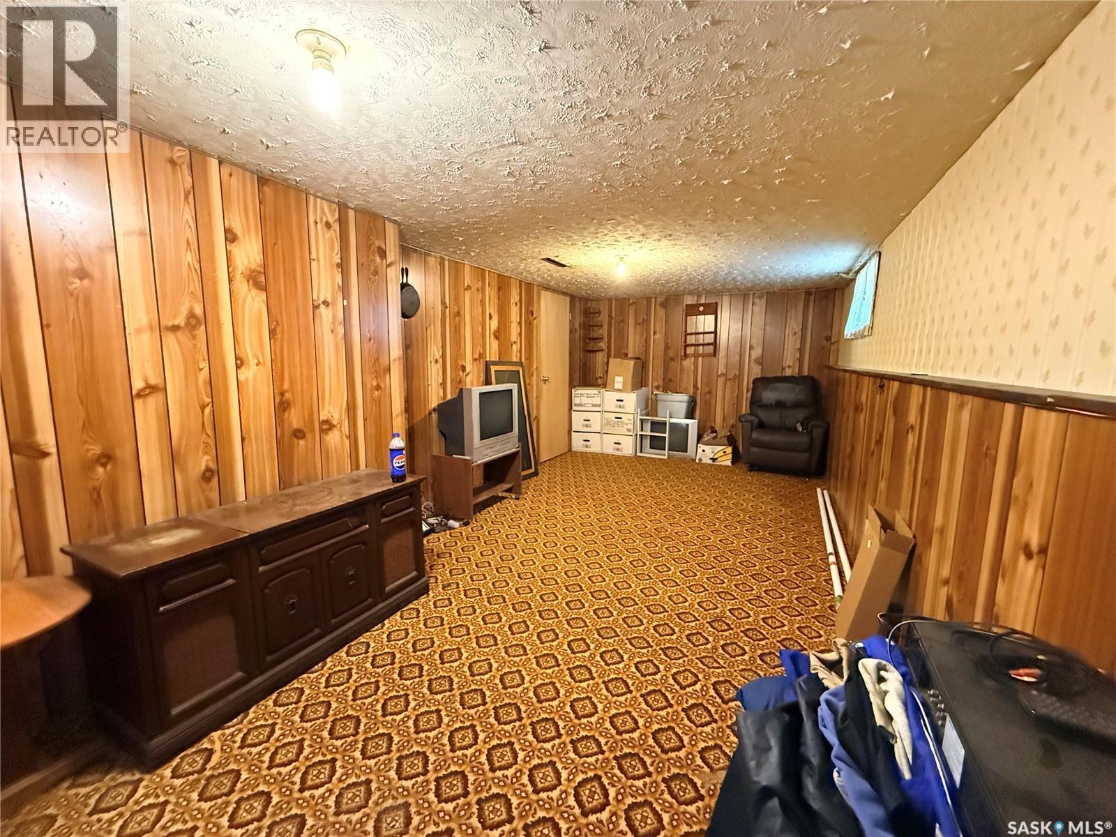 392 9th Avenue Nw, Swift Current, Saskatchewan  S9H 1A9 - Photo 18 - SK031325