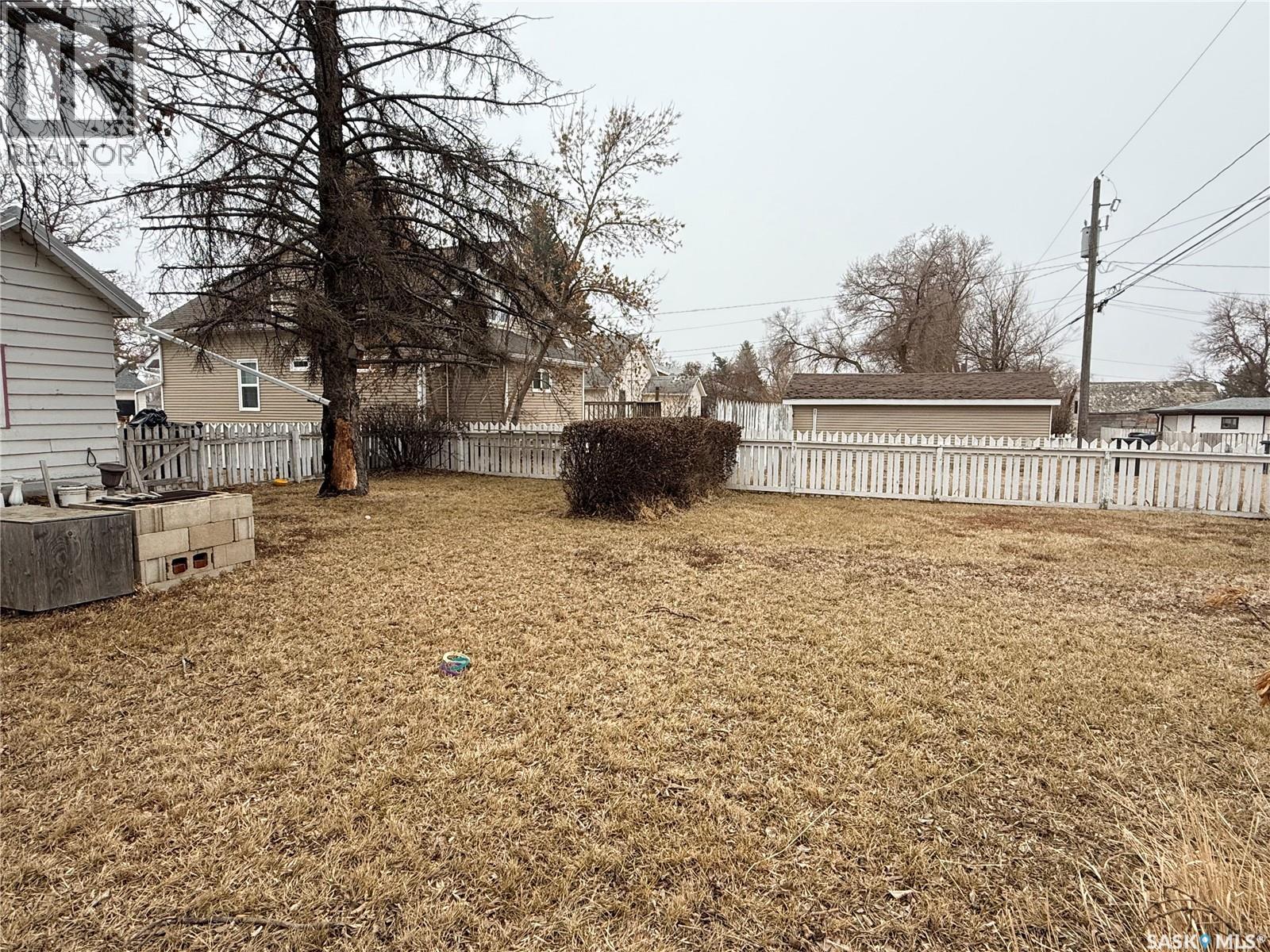392 9th Avenue Nw, Swift Current, Saskatchewan  S9H 1A9 - Photo 32 - SK031325
