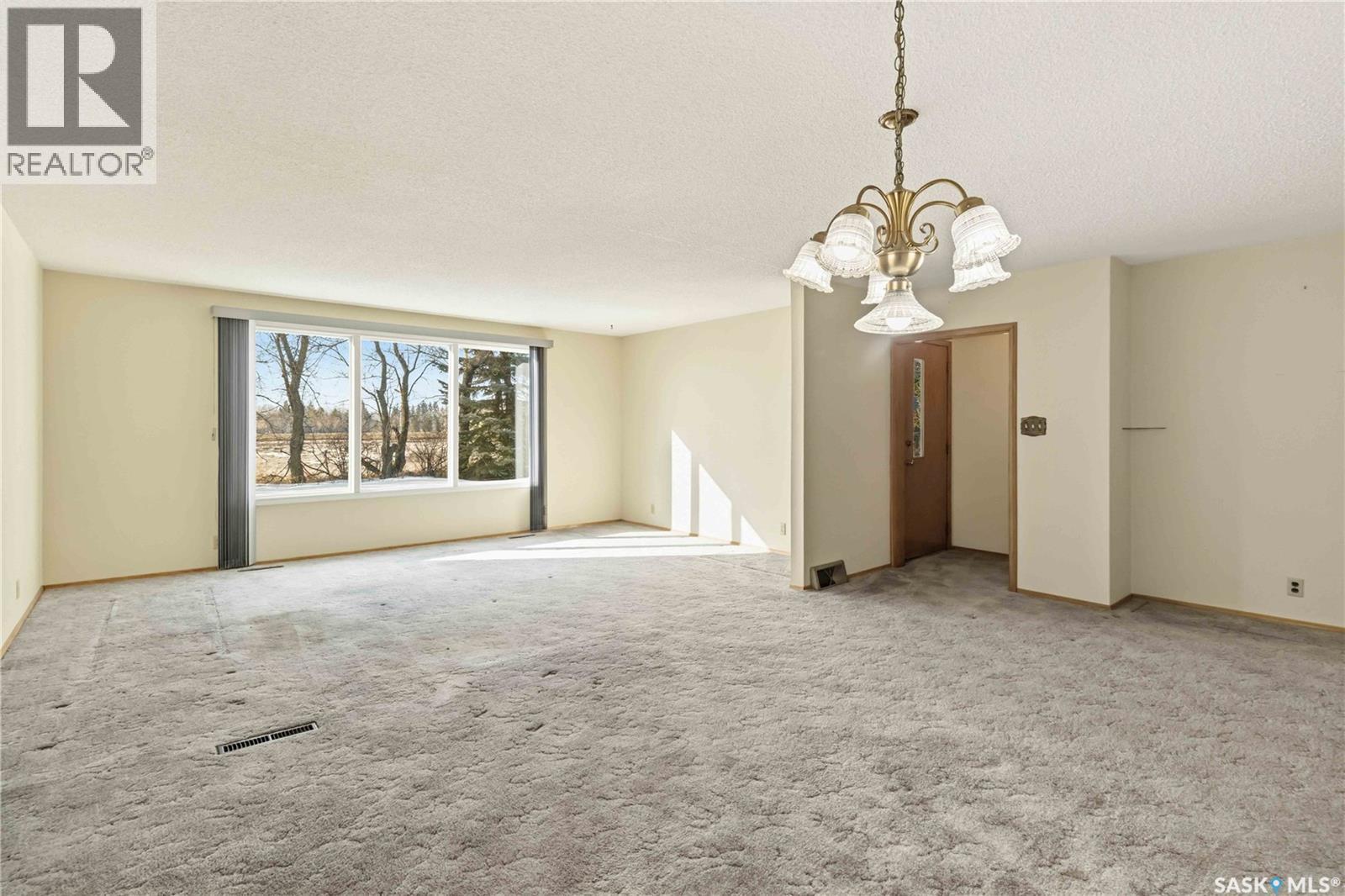 1057 Grasswood Road, Corman Park Rm No. 344, Saskatchewan  S7T 1A7 - Photo 2 - SK031083