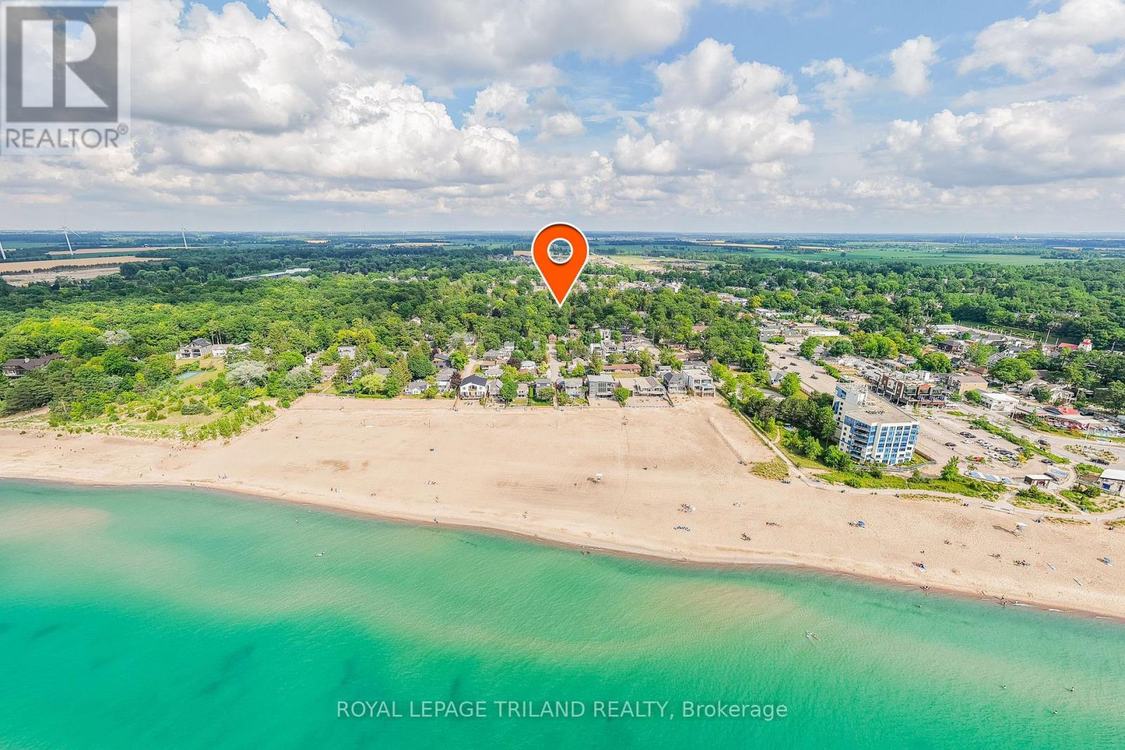 28 Elmwood Avenue, Lambton Shores, Ontario  N0M 1T0 - Photo 50 - X12924414