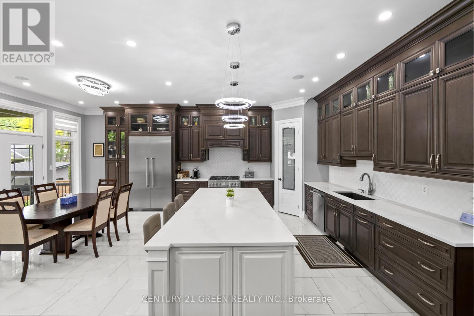 679 Hiawatha Boulevard, Hamilton, Ontario  L9G 3A6 - Photo 10 - X12900628