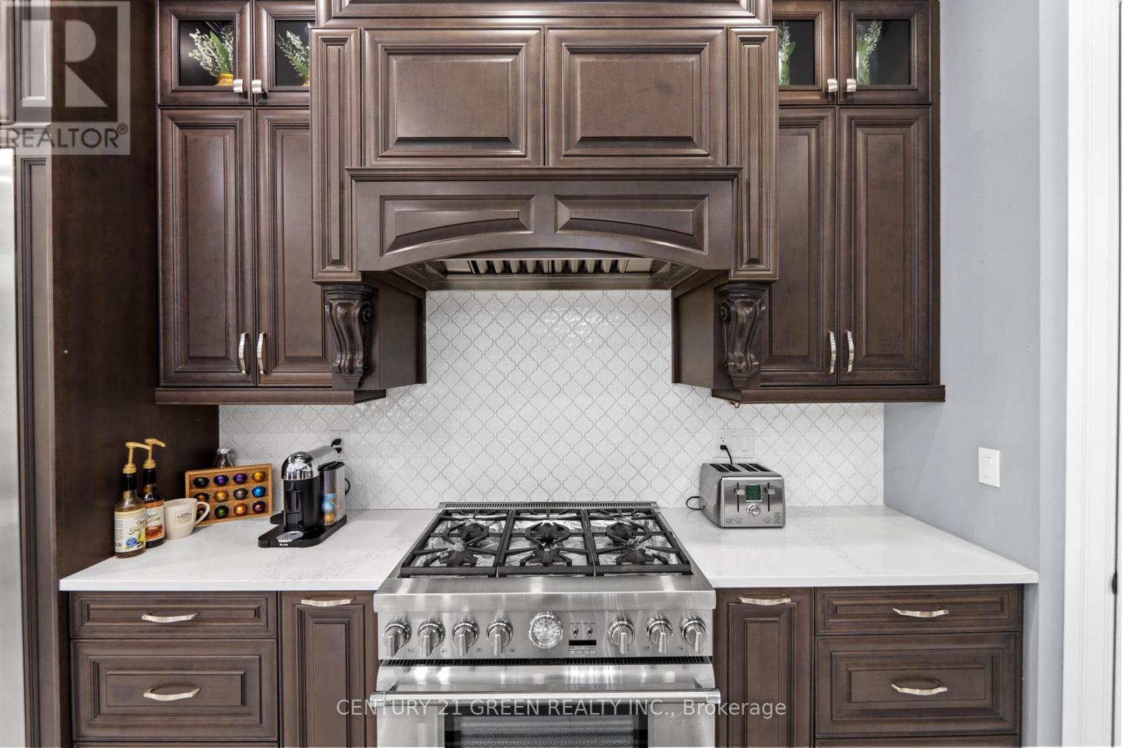 679 Hiawatha Boulevard, Hamilton, Ontario  L9G 3A6 - Photo 14 - X12900628