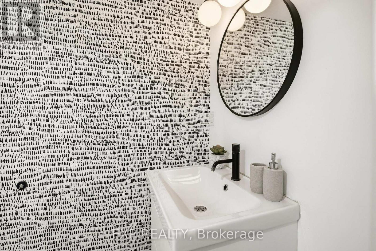 125 Wilhelm Street, Kitchener, Ontario  N2H 5S3 - Photo 45 - X12924428