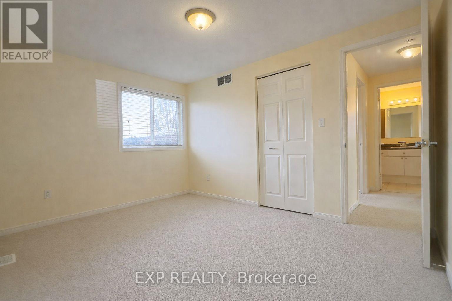 76 Templewood Drive, Kitchener, Ontario  N2R 1X3 - Photo 23 - X12924524