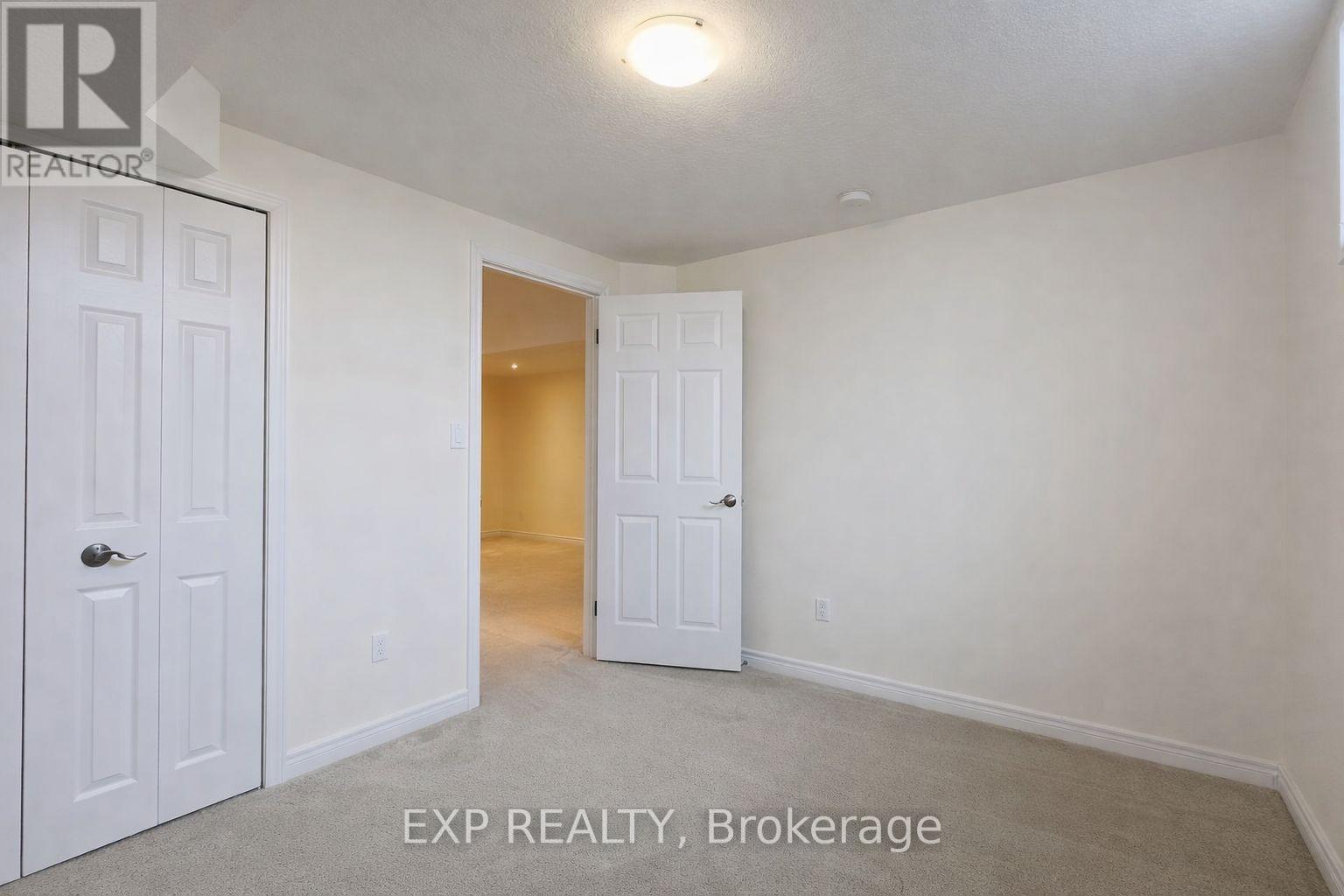 76 Templewood Drive, Kitchener, Ontario  N2R 1X3 - Photo 29 - X12924524