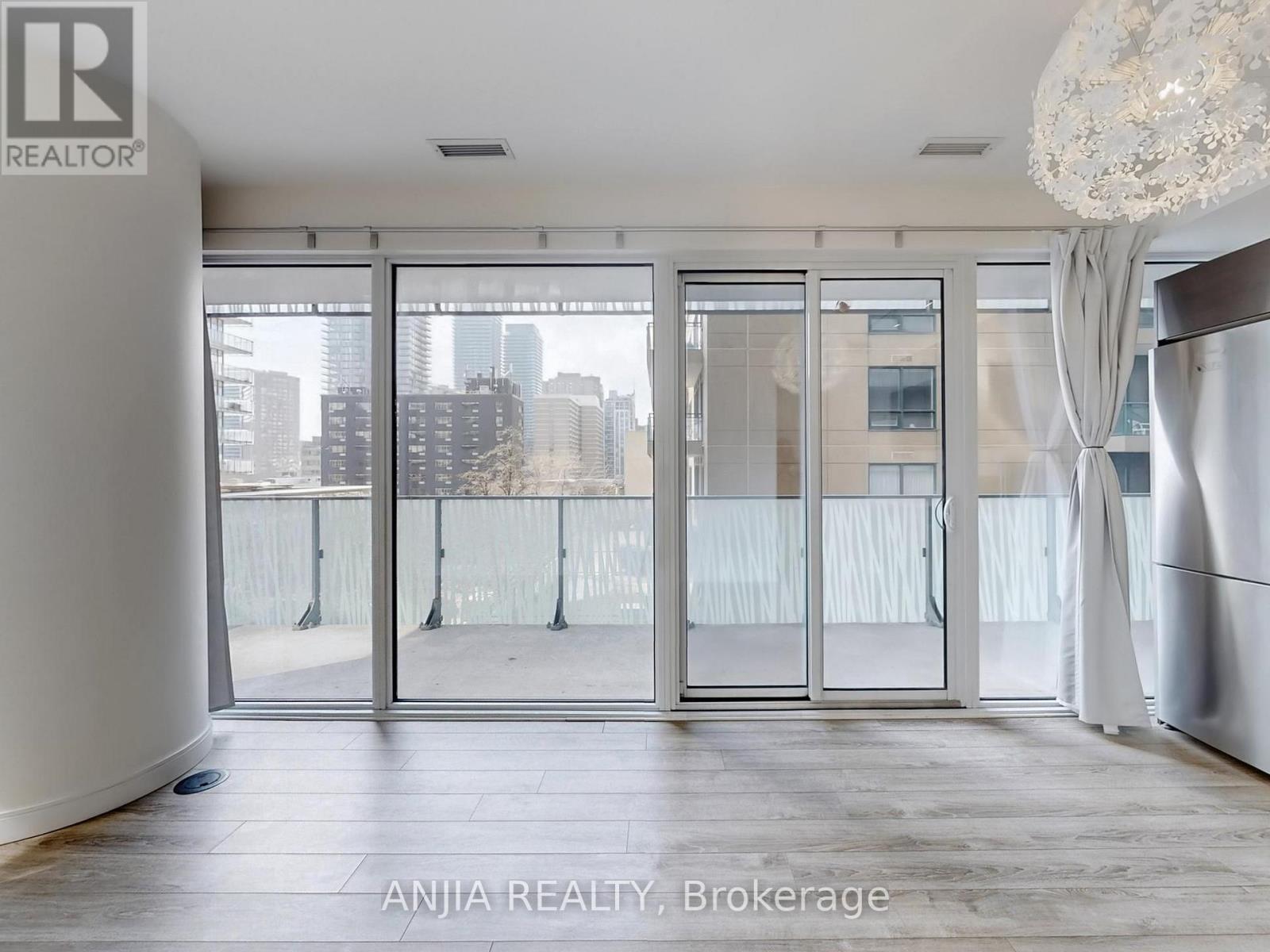 504 - 42 Charles Street E, Toronto, Ontario  M4Y 1T4 - Photo 6 - C12902162