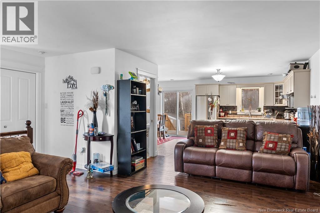 899 Bernard Street, Dieppe, New Brunswick  E1A 4S6 - Photo 13 - NB135716