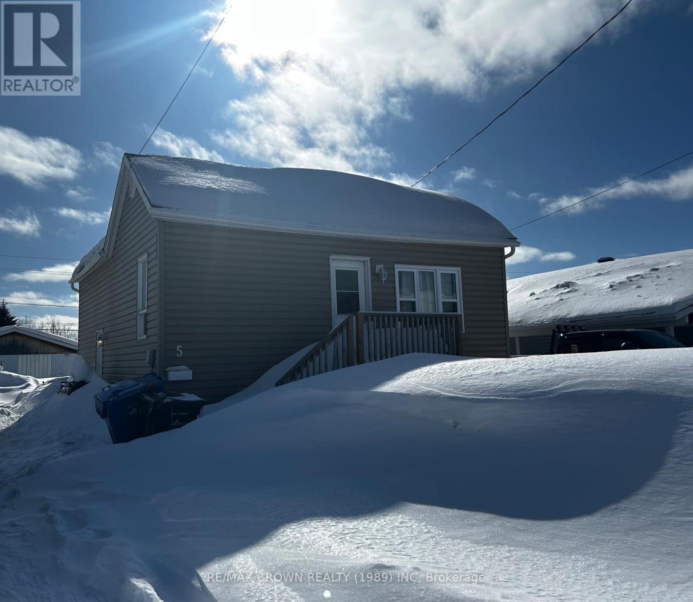 5 ALGONQUIN STREET, Kapuskasing, Ontario