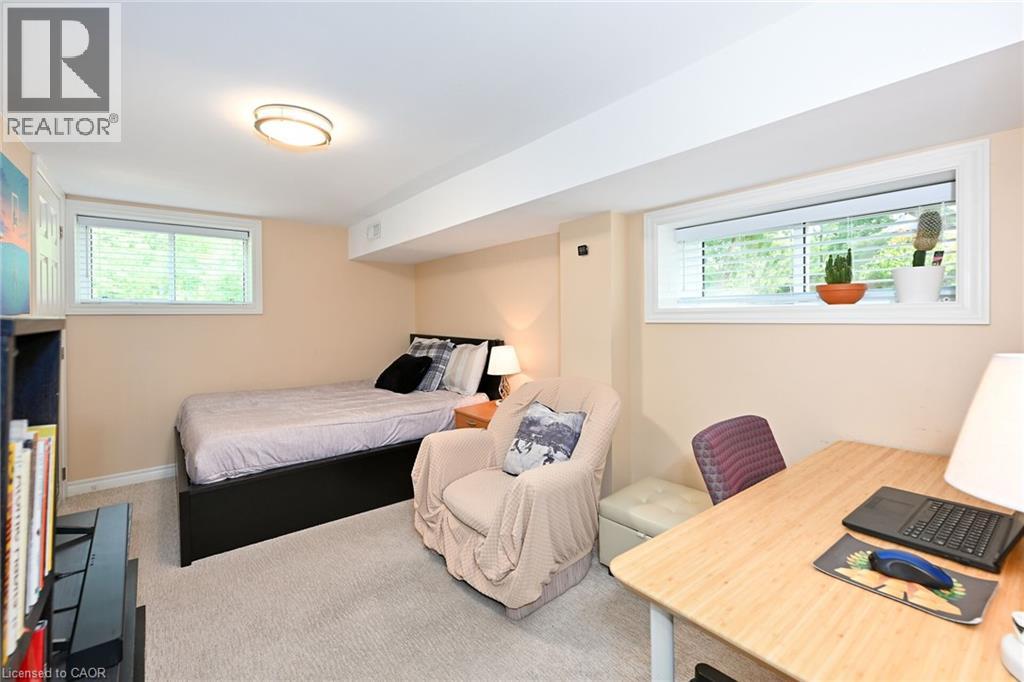 140 Wellington Street, Waterdown, Ontario  L0R 2H0 - Photo 28 - 40810517