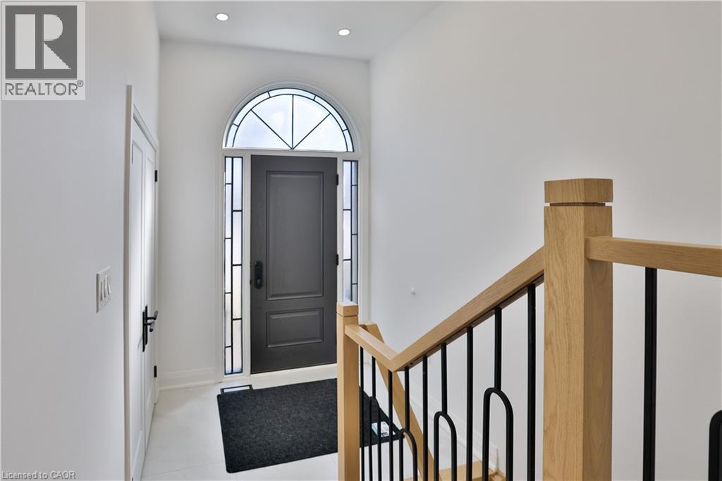 63 Tradewind Drive, Oakville, Ontario  L6L 6K8 - Photo 5 - 40810820