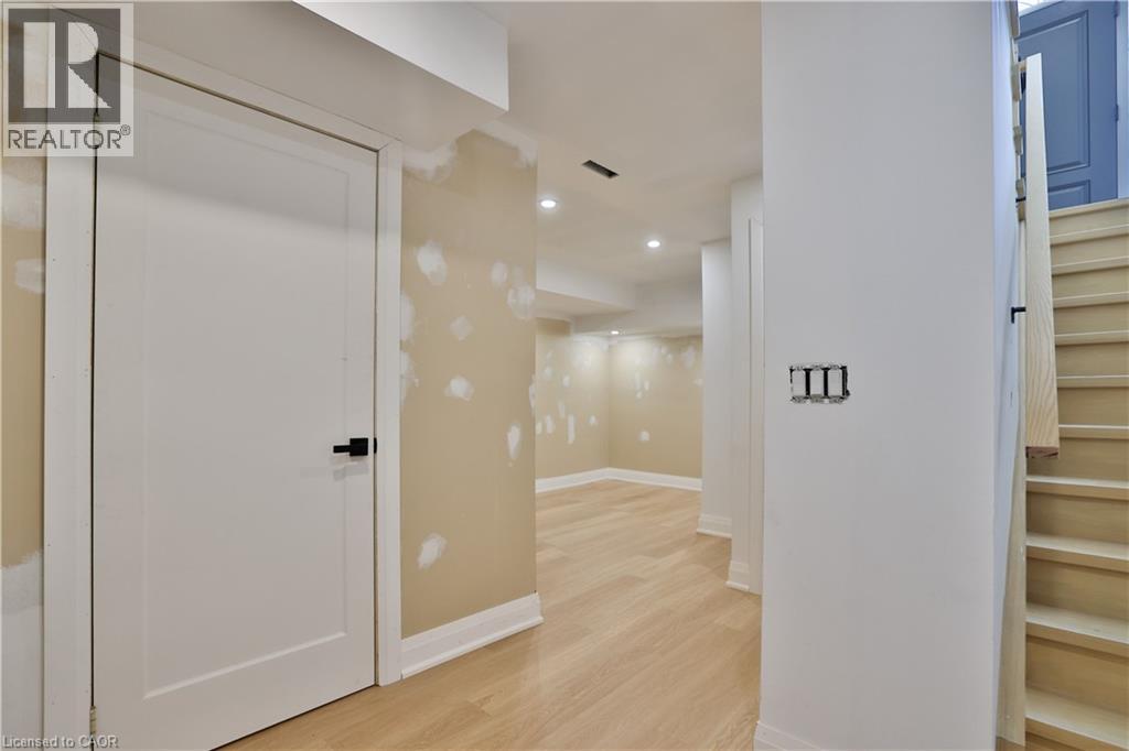 63 Tradewind Drive, Oakville, Ontario  L6L 6K8 - Photo 38 - 40810820