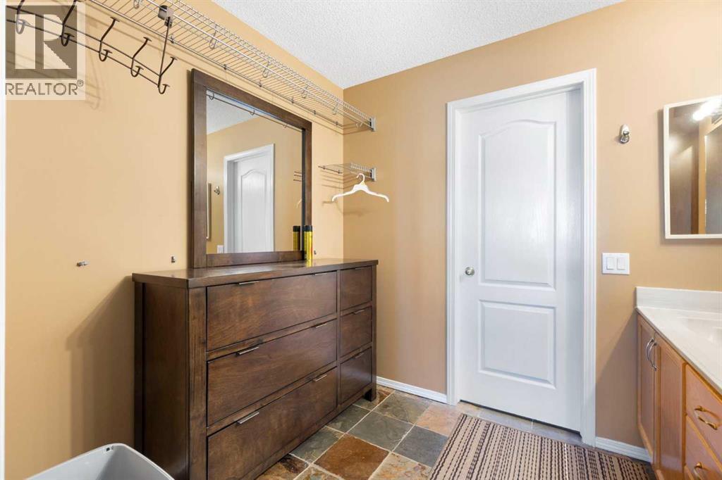 227 Bridlewood Circle Sw, Calgary, Alberta  T2Y 3L2 - Photo 20 - A2296472