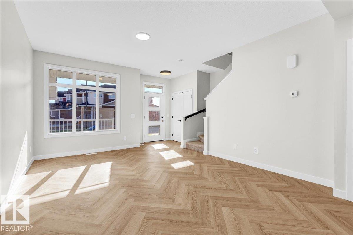 1322 Keswick Dr Sw, Edmonton, Alberta  T6W 5W1 - Photo 4 - E4479179