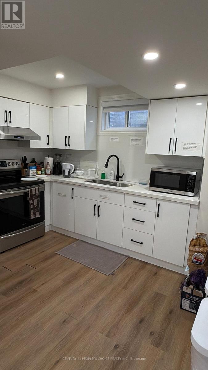 Bsmt - 43 Bordeaux Circuit, Toronto, Ontario  M9V 4Y9 - Photo 15 - W12906100